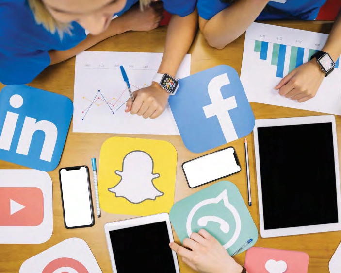 Social media to social commerce 